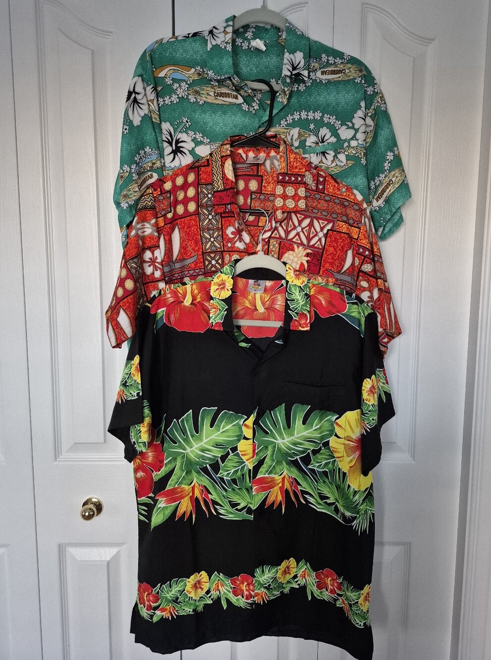 Bundle of 3 Men's Black Tropical Button-Down Short Sleeve Shirts